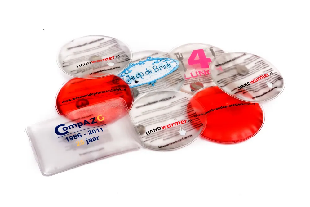 Gel handwarmer met een bedrijfslogo erop gedrukt